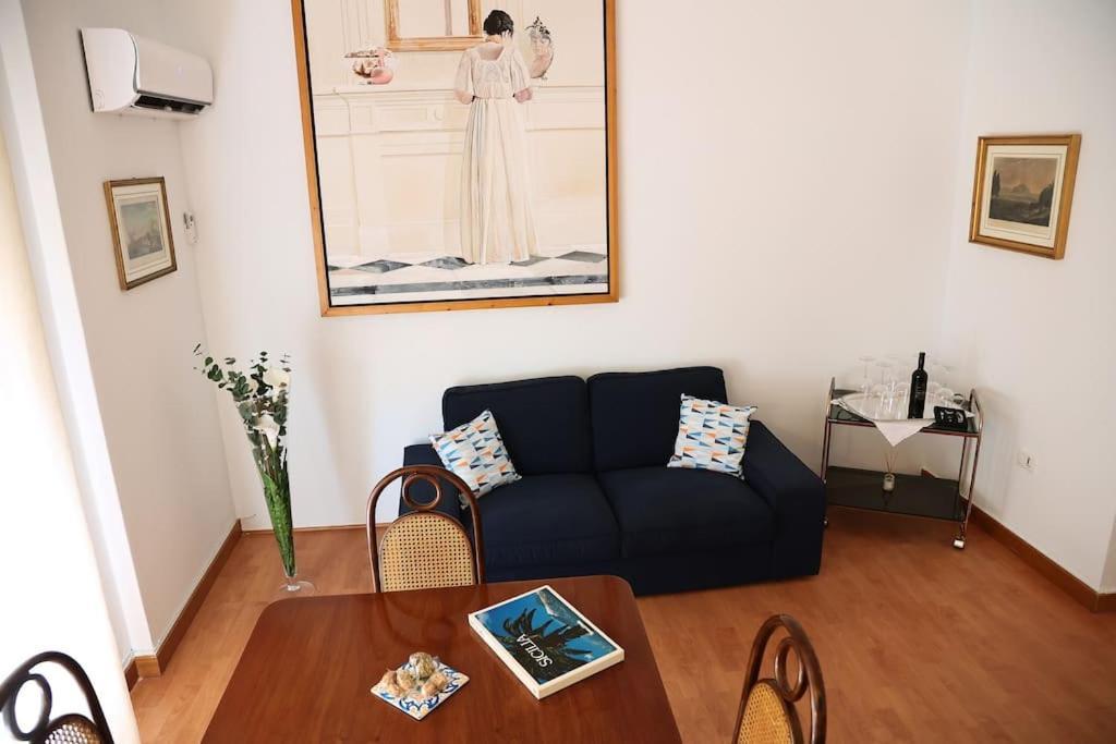 Apartamento La Casa Del Maggiore, Tra Mare E Centro Palermo Exterior foto
